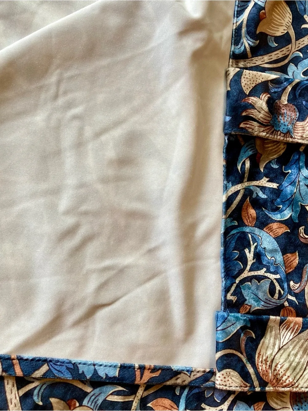 NWOT William Morris drape panel pairs in beautiful“Lodden” botanical design